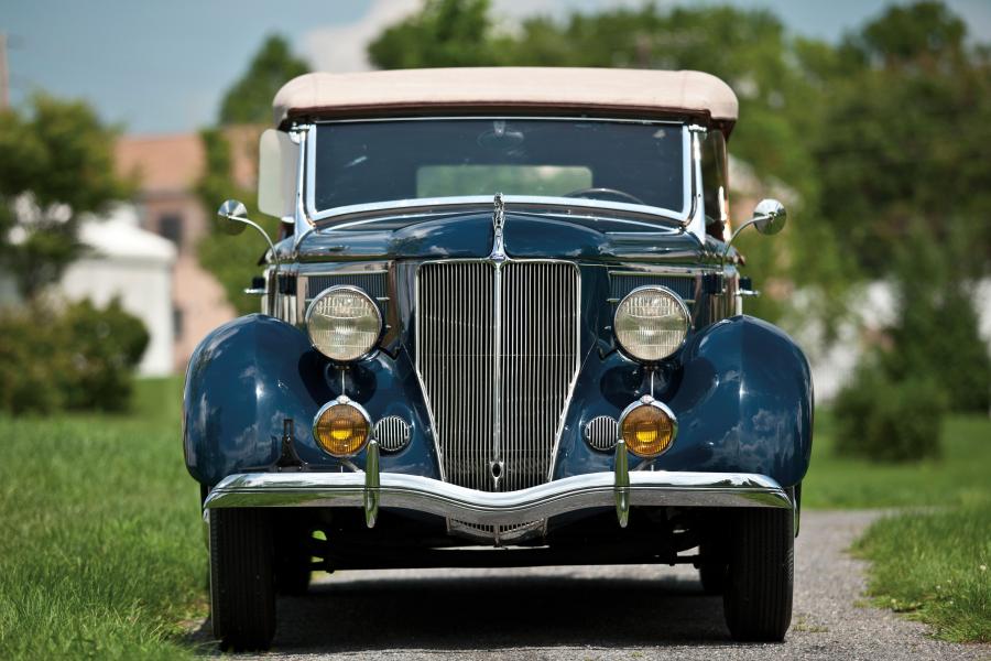  Ford DeLuxe Phaeton 1936 года  (фото 10 из 17)